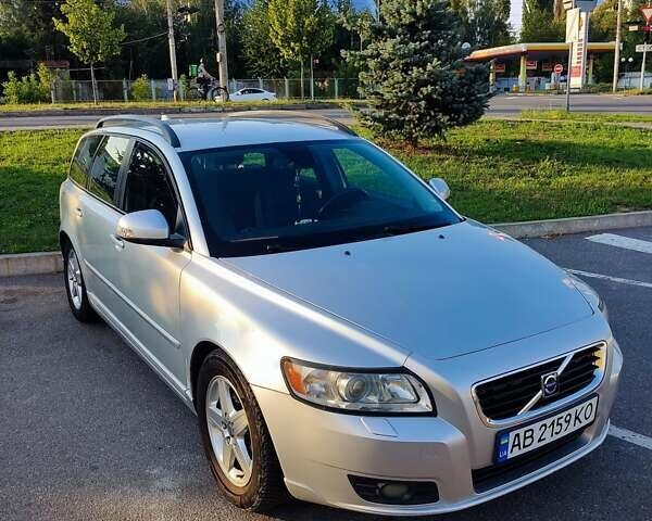 Сірий Вольво V50, об'ємом двигуна 1.6 л та пробігом 245 тис. км за 6500 $, фото 1 на Automoto.ua