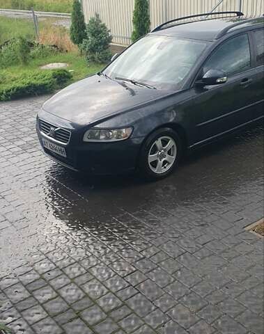 Сірий Вольво V50, об'ємом двигуна 1.6 л та пробігом 184 тис. км за 6500 $, фото 1 на Automoto.ua