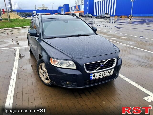 Сірий Вольво V50, об'ємом двигуна 1.6 л та пробігом 270 тис. км за 6300 $, фото 1 на Automoto.ua