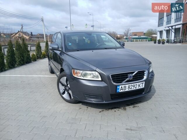 Сірий Вольво V50, об'ємом двигуна 1.6 л та пробігом 227 тис. км за 7800 $, фото 1 на Automoto.ua