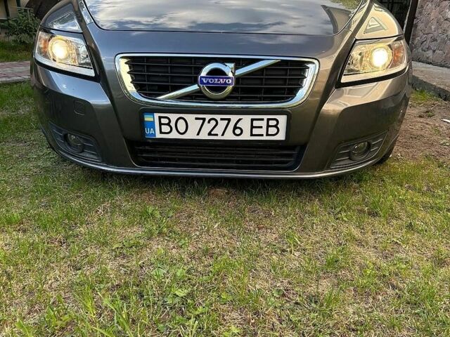 Сірий Вольво V50, об'ємом двигуна 1.56 л та пробігом 211 тис. км за 7900 $, фото 1 на Automoto.ua