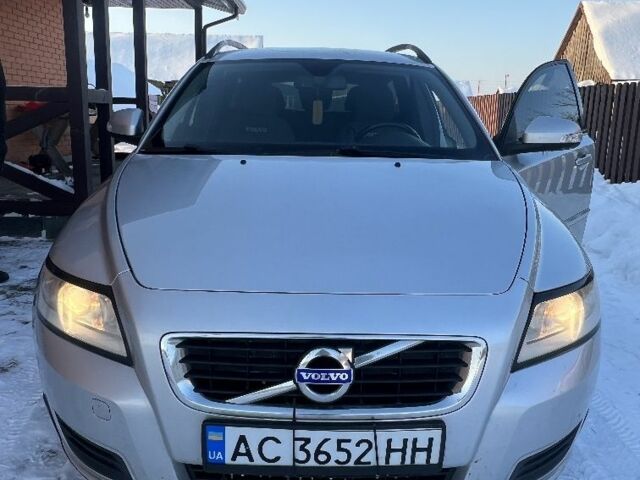 Сірий Вольво V50, об'ємом двигуна 1.6 л та пробігом 274 тис. км за 6000 $, фото 1 на Automoto.ua