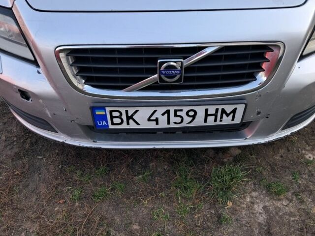 Сірий Вольво V50, об'ємом двигуна 1.6 л та пробігом 218 тис. км за 6400 $, фото 1 на Automoto.ua
