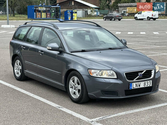 Сірий Вольво V50, об'ємом двигуна 1.6 л та пробігом 279 тис. км за 7250 $, фото 1 на Automoto.ua