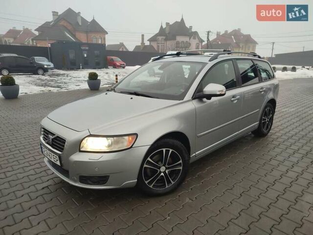 Сірий Вольво V50, об'ємом двигуна 1.6 л та пробігом 303 тис. км за 7299 $, фото 1 на Automoto.ua