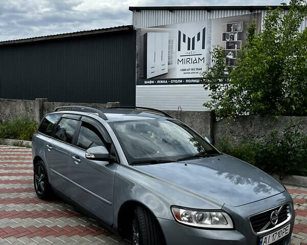 Сірий Вольво V50, об'ємом двигуна 1.56 л та пробігом 232 тис. км за 6400 $, фото 1 на Automoto.ua