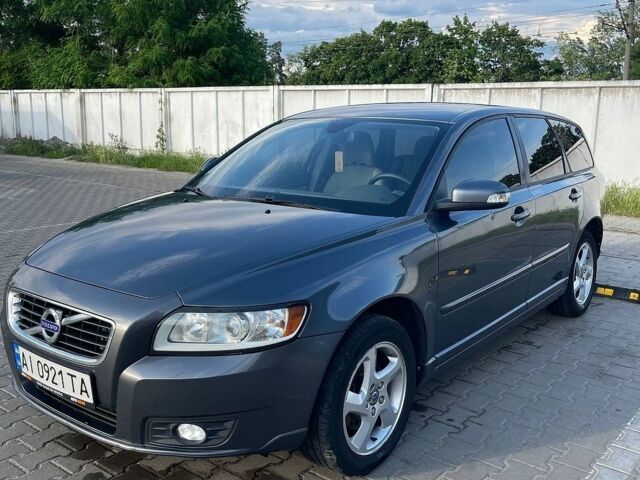 Сірий Вольво V50, об'ємом двигуна 1.56 л та пробігом 234 тис. км за 7200 $, фото 1 на Automoto.ua