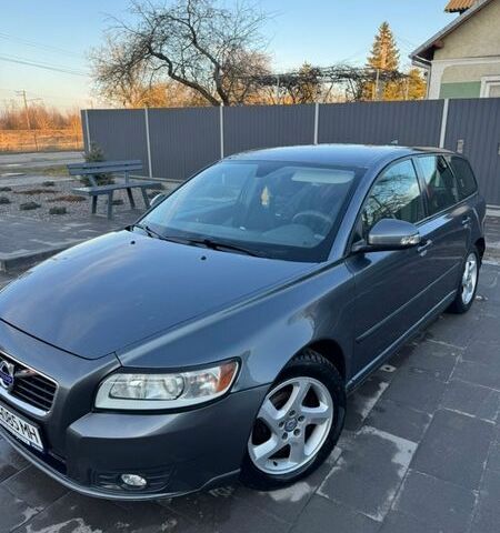 Сірий Вольво V50, об'ємом двигуна 1.6 л та пробігом 1 тис. км за 8200 $, фото 1 на Automoto.ua