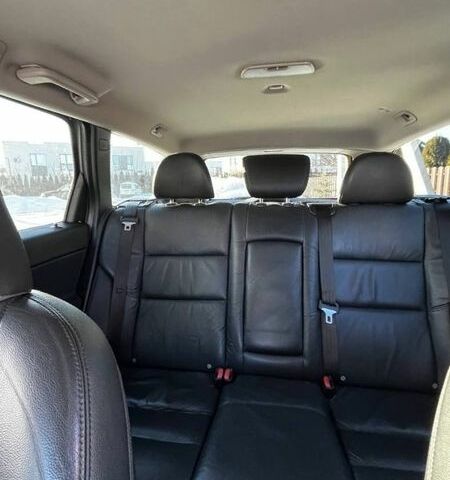 Серый Вольво В50, объемом двигателя 1.98 л и пробегом 283 тыс. км за 9000 $, фото 1 на Automoto.ua