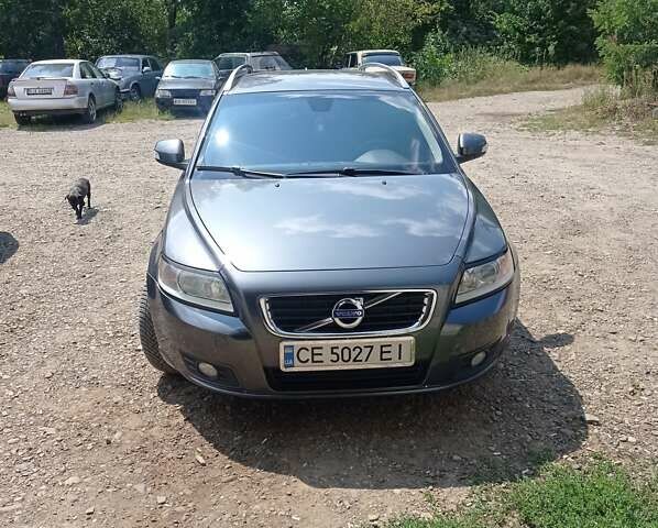 Серый Вольво В50, объемом двигателя 0 л и пробегом 255 тыс. км за 7999 $, фото 1 на Automoto.ua