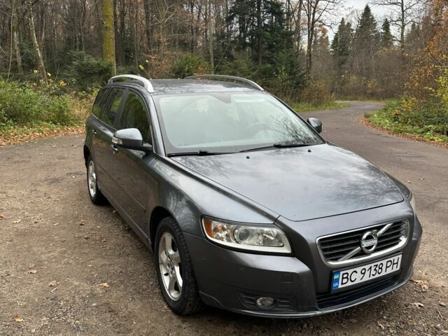 Сірий Вольво V50, об'ємом двигуна 1.6 л та пробігом 320 тис. км за 7100 $, фото 1 на Automoto.ua