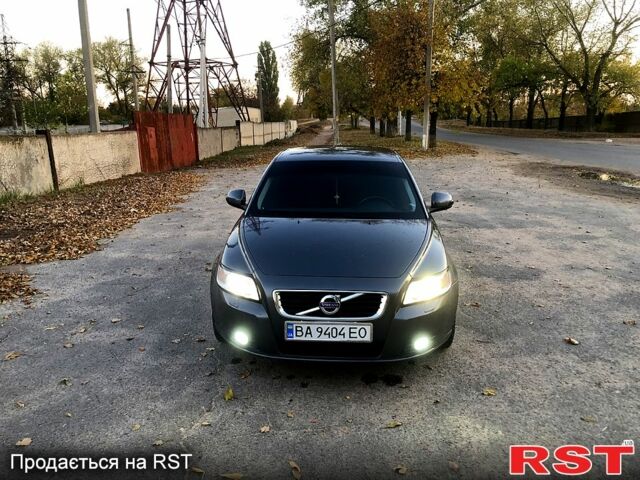 Сірий Вольво V50, об'ємом двигуна 1.6 л та пробігом 320 тис. км за 7800 $, фото 1 на Automoto.ua