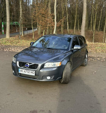 Сірий Вольво V50, об'ємом двигуна 1.98 л та пробігом 273 тис. км за 9100 $, фото 1 на Automoto.ua