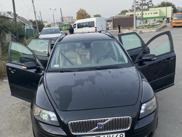 Синій Вольво V50, об'ємом двигуна 2 л та пробігом 429 тис. км за 1858 $, фото 1 на Automoto.ua