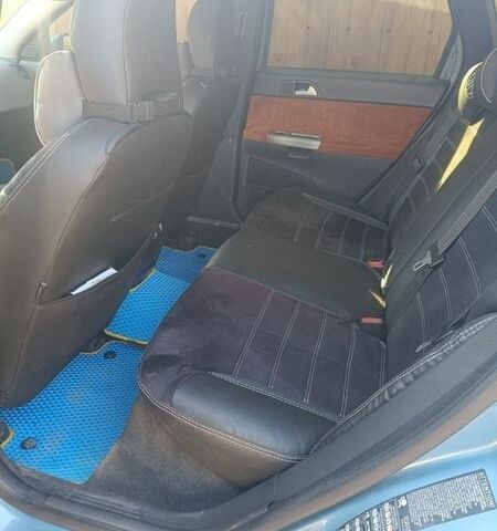 Синий Вольво В50, объемом двигателя 2 л и пробегом 446 тыс. км за 5200 $, фото 1 на Automoto.ua