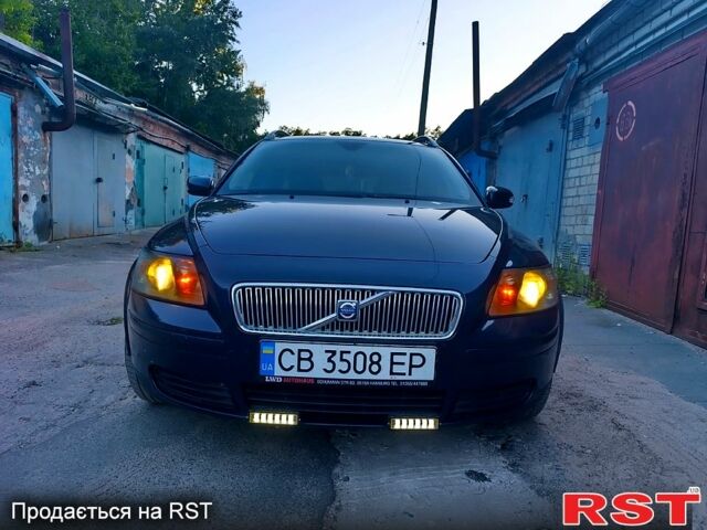 Синій Вольво V50, об'ємом двигуна 1.6 л та пробігом 0 тис. км за 5000 $, фото 1 на Automoto.ua