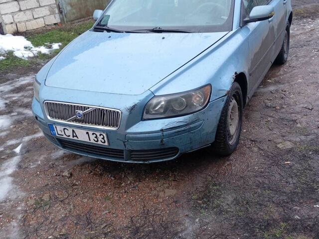 Синий Вольво В50, объемом двигателя 2 л и пробегом 1 тыс. км за 1550 $, фото 1 на Automoto.ua