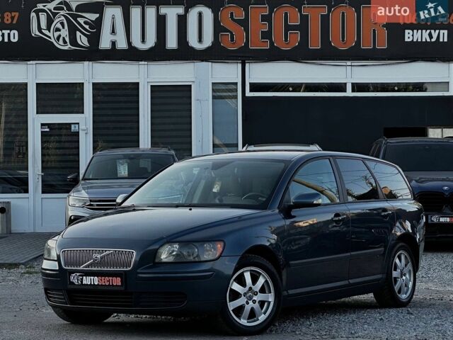 Синій Вольво V50, об'ємом двигуна 2 л та пробігом 317 тис. км за 5000 $, фото 1 на Automoto.ua