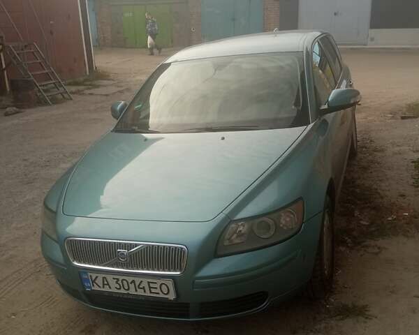 Синій Вольво V50, об'ємом двигуна 1.6 л та пробігом 250 тис. км за 6500 $, фото 1 на Automoto.ua