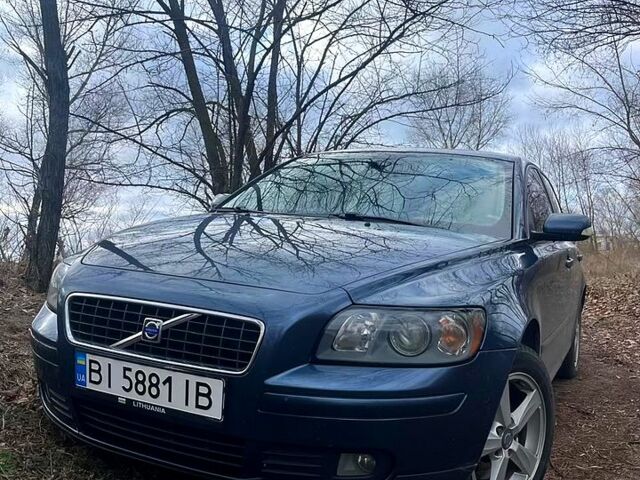 Синий Вольво В50, объемом двигателя 2 л и пробегом 360 тыс. км за 4500 $, фото 1 на Automoto.ua