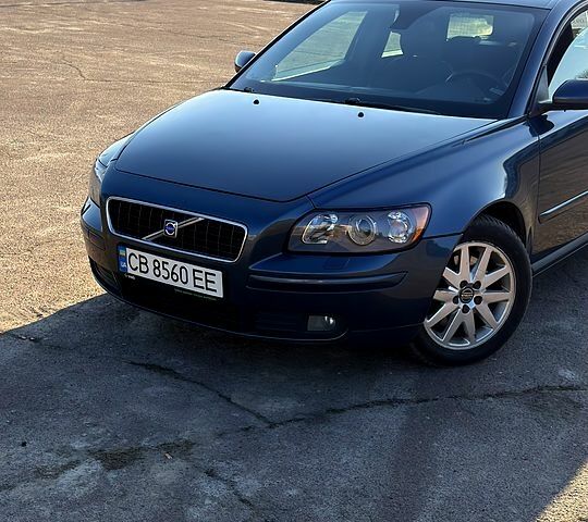 Синій Вольво V50, об'ємом двигуна 2 л та пробігом 380 тис. км за 4860 $, фото 1 на Automoto.ua
