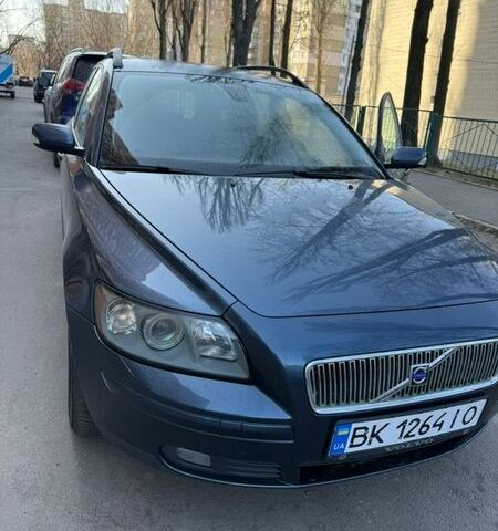 Синий Вольво В50, объемом двигателя 1.8 л и пробегом 260 тыс. км за 6500 $, фото 1 на Automoto.ua