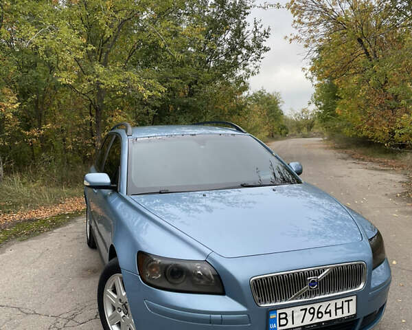Синій Вольво V50, об'ємом двигуна 1.8 л та пробігом 300 тис. км за 6999 $, фото 1 на Automoto.ua