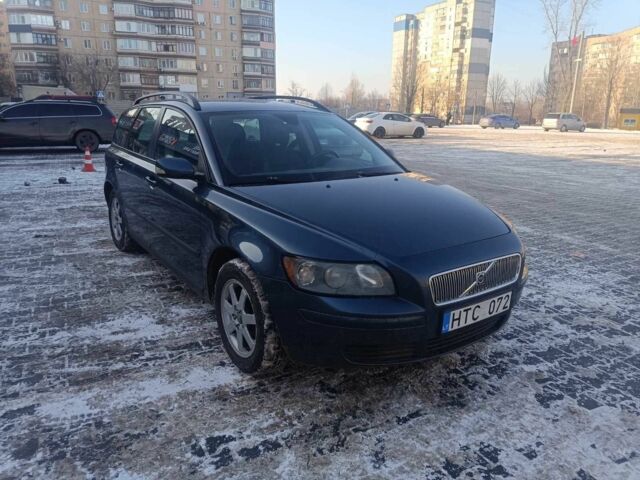 Синій Вольво V50, об'ємом двигуна 1.7 л та пробігом 250 тис. км за 2650 $, фото 1 на Automoto.ua