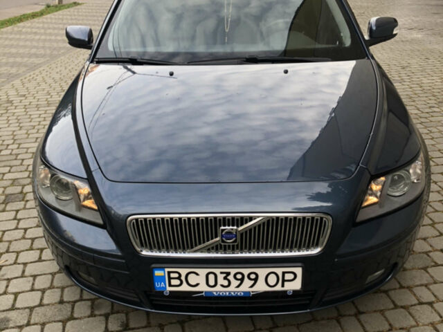 Синій Вольво V50, об'ємом двигуна 1.56 л та пробігом 243 тис. км за 6400 $, фото 1 на Automoto.ua