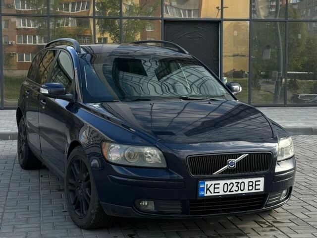 Синій Вольво V50, об'ємом двигуна 1.56 л та пробігом 230 тис. км за 5800 $, фото 1 на Automoto.ua