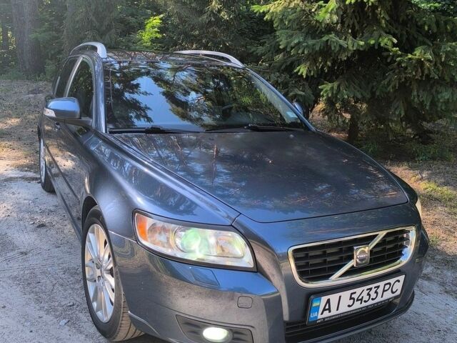 Синій Вольво V50, об'ємом двигуна 1.6 л та пробігом 285 тис. км за 7200 $, фото 1 на Automoto.ua