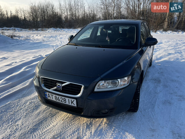 Синій Вольво V50, об'ємом двигуна 1.6 л та пробігом 238 тис. км за 5900 $, фото 1 на Automoto.ua