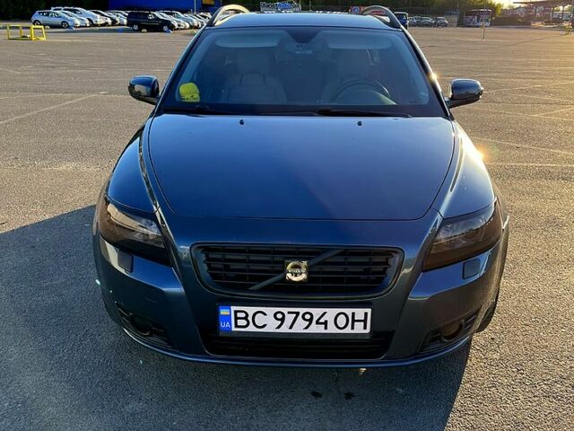 Синій Вольво V50, об'ємом двигуна 1.6 л та пробігом 283 тис. км за 6200 $, фото 1 на Automoto.ua