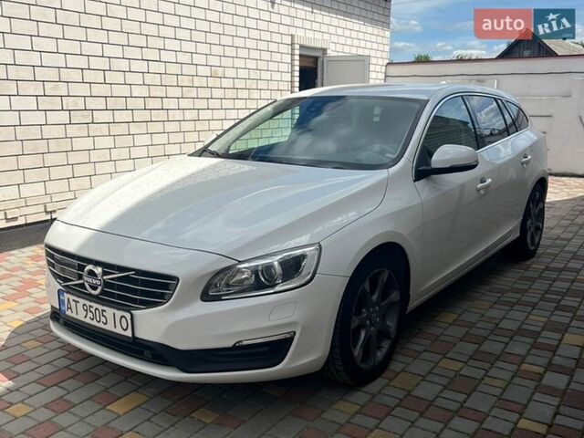 Білий Вольво B60, об'ємом двигуна 1.97 л та пробігом 215 тис. км за 15100 $, фото 1 на Automoto.ua