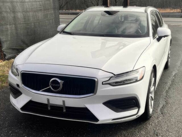 Білий Вольво B60, об'ємом двигуна 2 л та пробігом 45 тис. км за 5500 $, фото 1 на Automoto.ua