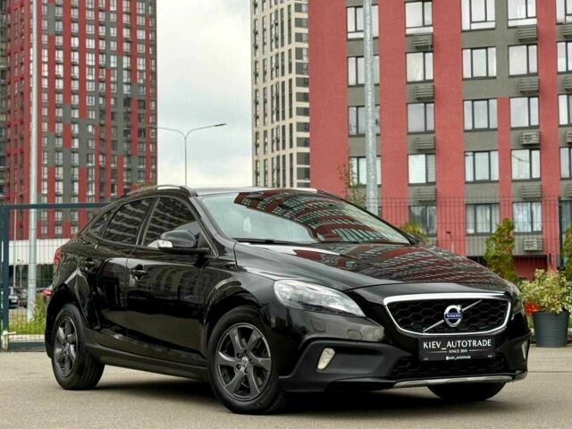 Черный Вольво B60, объемом двигателя 1.6 л и пробегом 115 тыс. км за 11800 $, фото 1 на Automoto.ua