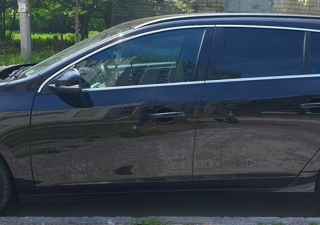 Чорний Вольво B60, об'ємом двигуна 1.98 л та пробігом 260 тис. км за 9700 $, фото 1 на Automoto.ua