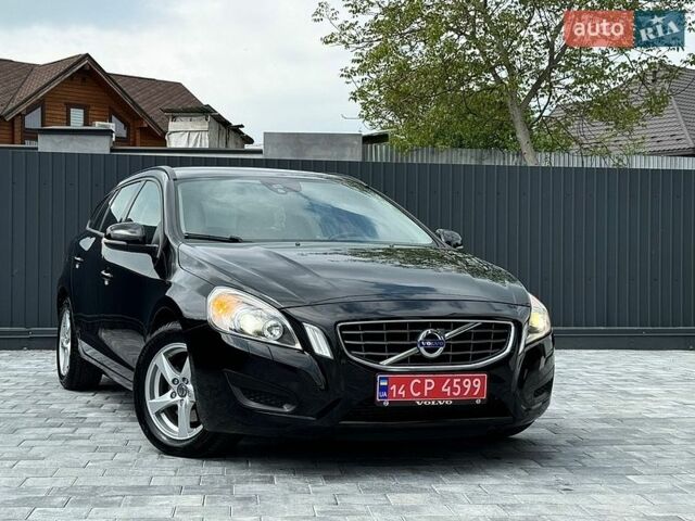 Чорний Вольво B60, об'ємом двигуна 2 л та пробігом 260 тис. км за 10900 $, фото 1 на Automoto.ua