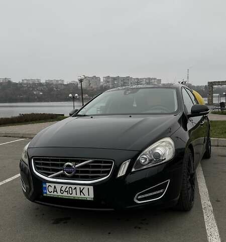 Чорний Вольво B60, об'ємом двигуна 1.98 л та пробігом 279 тис. км за 12900 $, фото 1 на Automoto.ua