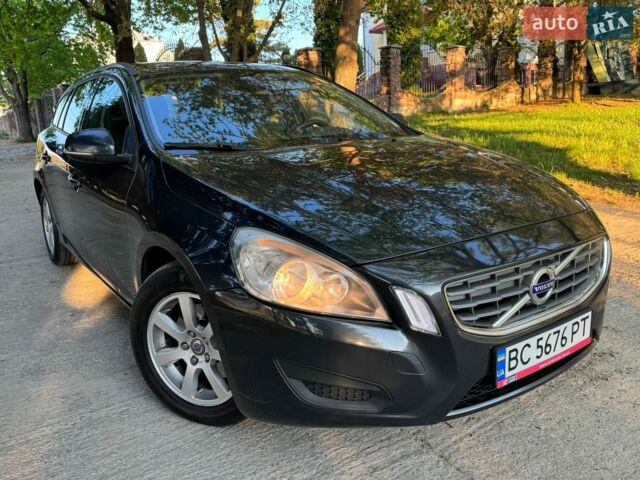 Черный Вольво B60, объемом двигателя 1.56 л и пробегом 332 тыс. км за 8100 $, фото 1 на Automoto.ua