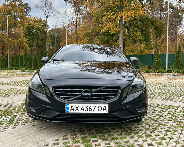 Вольво B60 2012 у Харкові на Automoto.ua Чорний Вольво B60, об'ємом двигуна 1.98 л та пробігом 224 тис. км за 11190 $, фото 1 на Automoto.ua