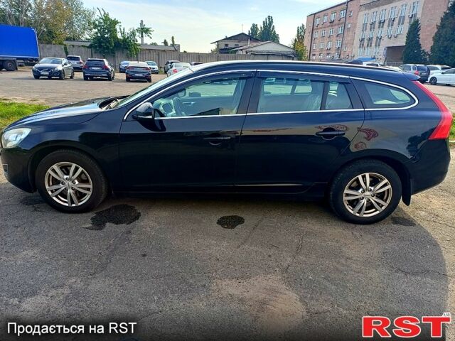 Черный Вольво B60, объемом двигателя 1.6 л и пробегом 245 тыс. км за 10500 $, фото 1 на Automoto.ua