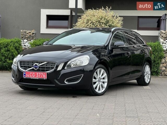 Чорний Вольво B60, об'ємом двигуна 1.6 л та пробігом 208 тис. км за 10399 $, фото 1 на Automoto.ua