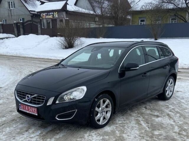 Черный Вольво B60, объемом двигателя 2.4 л и пробегом 257 тыс. км за 13300 $, фото 1 на Automoto.ua