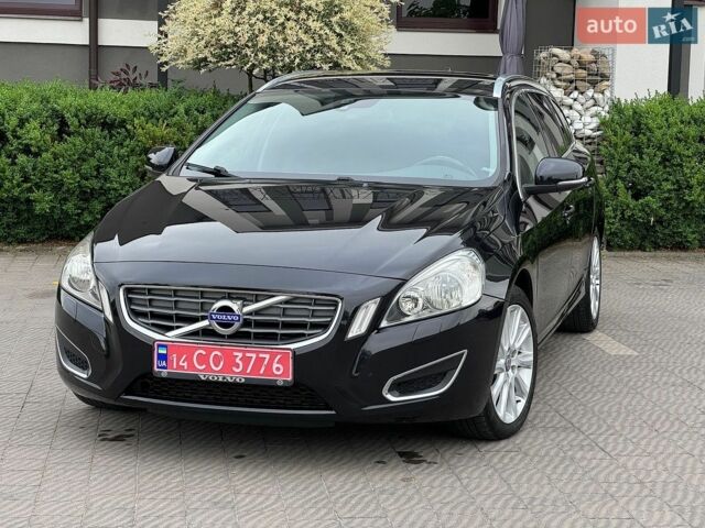 Чорний Вольво B60, об'ємом двигуна 1.6 л та пробігом 207 тис. км за 10299 $, фото 1 на Automoto.ua