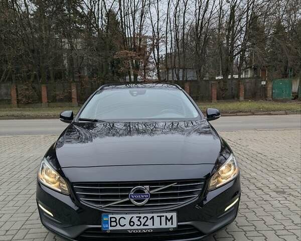 Чорний Вольво B60, об'ємом двигуна 1.56 л та пробігом 221 тис. км за 10800 $, фото 1 на Automoto.ua
