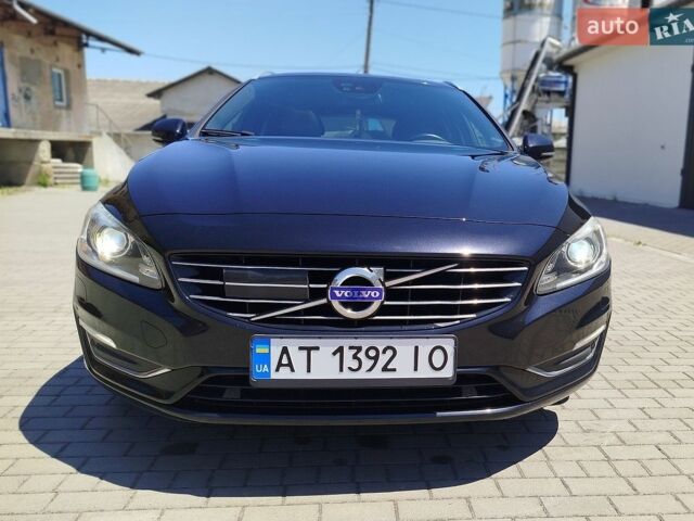 Черный Вольво B60, объемом двигателя 2.4 л и пробегом 294 тыс. км за 14500 $, фото 1 на Automoto.ua