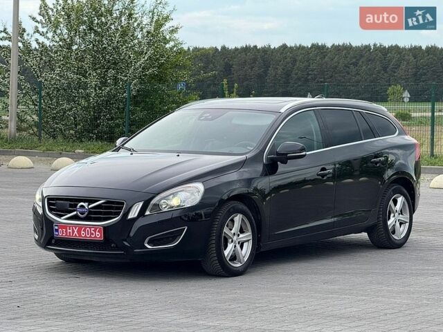 Черный Вольво B60, объемом двигателя 2.4 л и пробегом 254 тыс. км за 12400 $, фото 1 на Automoto.ua