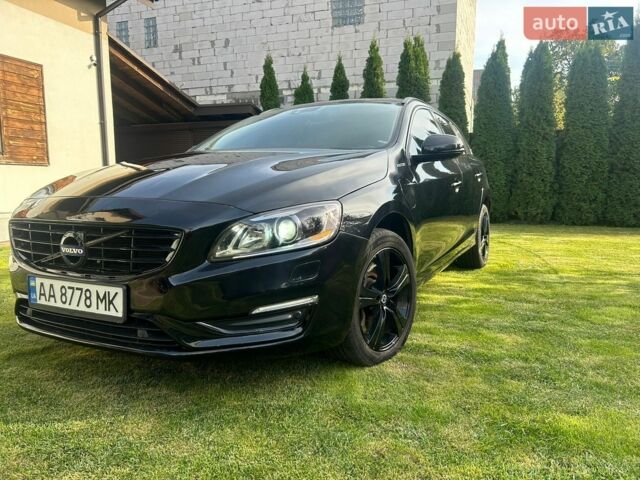 Чорний Вольво B60, об'ємом двигуна 2.4 л та пробігом 259 тис. км за 13600 $, фото 1 на Automoto.ua