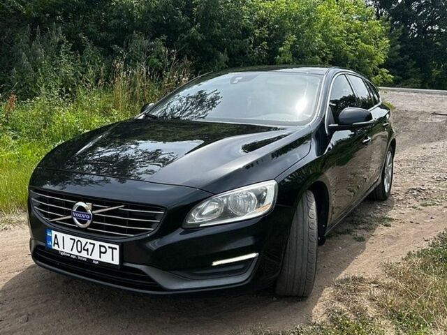 Чорний Вольво B60, об'ємом двигуна 1.56 л та пробігом 288 тис. км за 10000 $, фото 1 на Automoto.ua